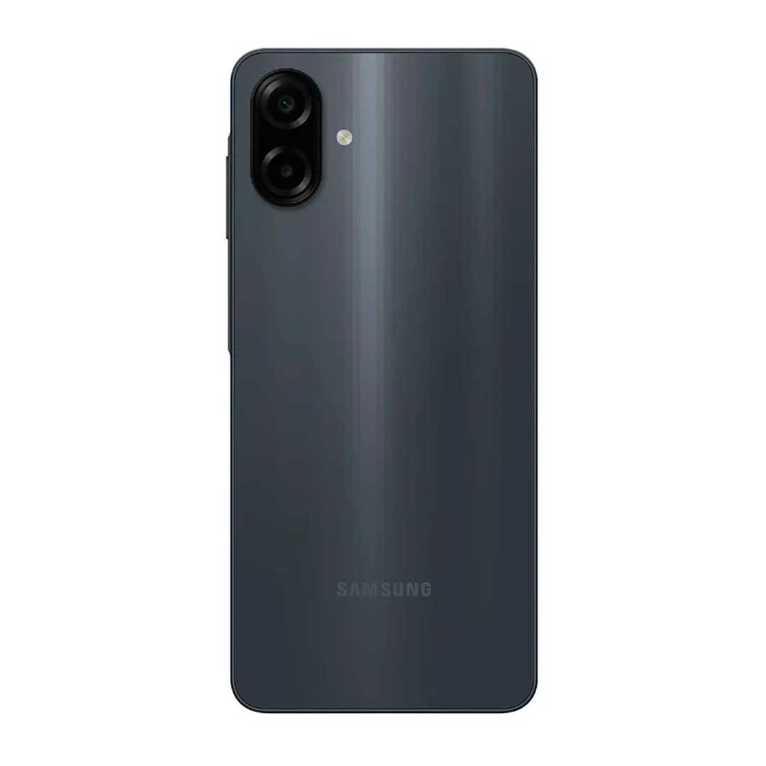 Samsung Galaxy A07 vista trasera con acabado negro