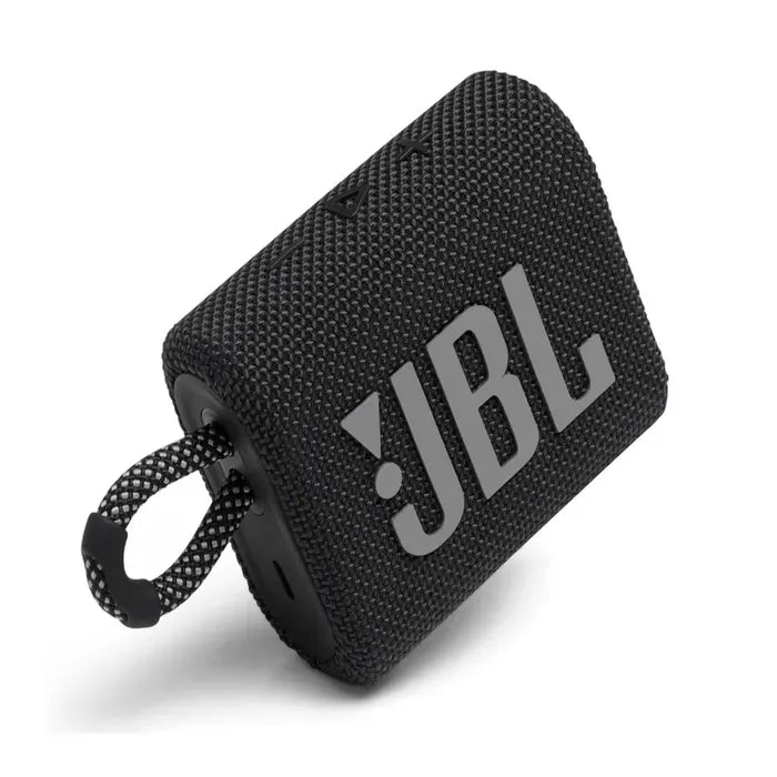 JBL Go 3 vista lateral negra con rejilla texturizada