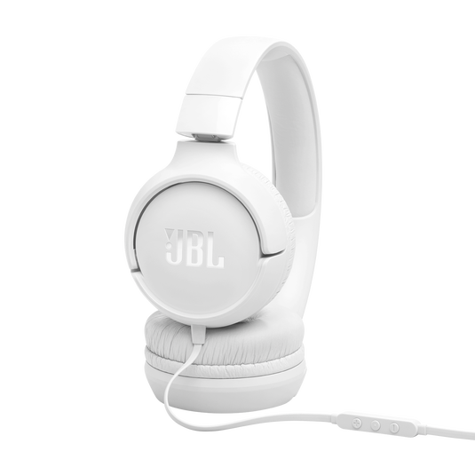 JBL Tune 520C USB-C detalle de auricular blanco