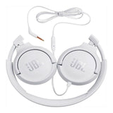 JBL Tune 500 detalle del auricular con sonido Pure Bass